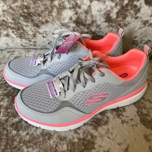 Sketchers. Women’s